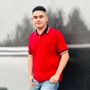 Meet your Posher, Cesar